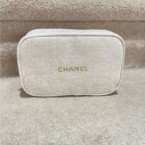 NEW Chanel makeup bag